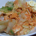 ユキちゃ's cooksnap of when they made 『やまもりレタス』と『キムチ』の卵とじ.