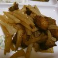 maruru-nn's cooksnap of when they made 大根とさつま揚げの炒め物.