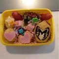 abinko's cooksnap of when they made キョウリュウジャー ゴールド キャラ弁.
