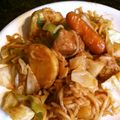 ふぃーび's cooksnap of when they made カレーリメイク！牛すじカレー焼きそば.