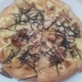 naochiさん's cooksnap of when they made 簡単♪照り焼きチキンマヨピザトースト♡.