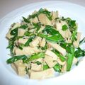monemaruku's cooksnap of when they made 高野豆腐と桜海老の炒め物.