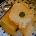 はなさん1979's cooksnap of when they made カステラにアイスのせちゃいました♪.