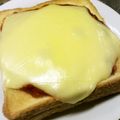 meff's cooksnap of when they made ピザじゃないよチーズミートソーストースト.