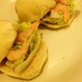 シングルアイシャドウ's cooksnap of when they made 海老とサーモンのサンド～アボカドディップ.