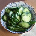 サーフブレイド's cooksnap of when they made 塩麹でキュウリの浅漬け風.