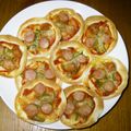 ピンキーカフェ's cooksnap of when they made 味は本格的♪餃子の皮ピザ.