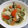 ハナレ's cooksnap of when they made 超簡単..丼で.即席タイ.グリーンカレー.