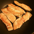 ぷりん０４２８'s cooksnap of when they made 簡単　鮭のムニエル.
