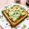 サンディサンディ's cooksnap of when they made ピーマンとベーコンのピザトースト.