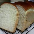 むぎむぎだっち's cooksnap of when they made ホシノ天然酵母で生クリーム食パン.