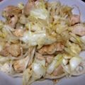 ぐっさん★☆'s cooksnap of when they made 鶏肉とキャベツと豆もやしの香味炒め.
