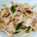 ○●すみれ●○'s cooksnap of when they made 簡単♪もやし・ニラの豚肉にんにく炒め.