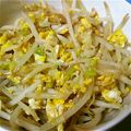 ＊ココナッツ＊'s cooksnap of when they made 激安☆もやしと卵の中華炒め.