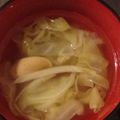 pocomiwawa's cooksnap of when they made キャベツとウィンナーのコンソメスープ.