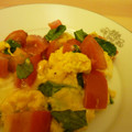 とまと2525's cooksnap of when they made ☆トマトとバジルのスクランブルエッグ☆.