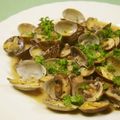 みそじーさん's cooksnap of when they made マッシュルームとあさりのワイン蒸し♪.