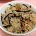 ✩みきゃん✩'s cooksnap of when they made ひじきの炊き込みご飯.