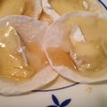 LalaNY's cooksnap of when they made 餃子の皮で作るカマンベールハチミツピザ.