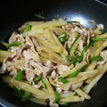 おねんどお母さん's cooksnap of when they made じゃがいもと豚肉のオイスター炒め.