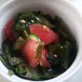 なかわらわ's cooksnap of when they made トマト入り♪きゅうりとわかめの酢の物.