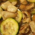 selenemei's cooksnap of when they made 味噌あじ♪鶏肉とズッキーニ炒め.