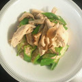 びり〜☆'s cooksnap of when they made ササミとエノキとオクラのわさび和え.