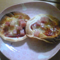 くまくまとん's cooksnap of when they made 餃子の皮のピザ.