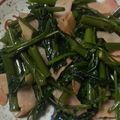 亜矢佳's cooksnap of when they made 空心菜とベーコンのオイスターソース炒め.