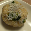 よん妻's cooksnap of when they made しらすとねぎしおのおにぎり。.