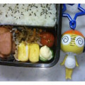 みたらしミカエル's cooksnap of when they made お弁当★きゅうりの花型マヨいれ.