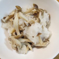 daikanon's cooksnap of when they made 冷たいしめじのみぞれ和え✿.