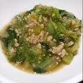 ち（＊´・ω・｀）ろ's cooksnap of when they made ヘルシー♪レタスと鶏挽肉炒め.