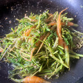 pink_kozou's cooksnap of when they made 人参の葉と茎のきんぴら.