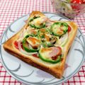 在宅勤務のおじさん's cooksnap of when they made ウインナーで★ピザトースト.