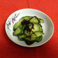ぶ〜こ♡'s cooksnap of when they made きゅうりの塩昆布和え.