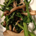 キズバー's cooksnap of when they made ほうれん草と春菊のきのこソテー.