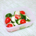 やっぺ841's cooksnap of when they made トマトときゅうりの塩麹漬け.