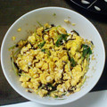 赤い子鹿's cooksnap of when they made 三つ葉と炒り卵の塩昆布和え.