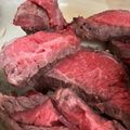 はるあつみおカカ's cooksnap of when they made 炊飯器でローストビーフ&オニオンソース.