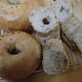 ミイシ's cooksnap of when they made 自家製酵母で大納言とクリチの抹茶ベーグル.