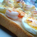 oBsession's cooksnap of when they made マヨがおいしい♪ゆで卵とエビのトースト♪.