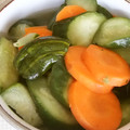 きらり流れ星's cooksnap of when they made 簡単に☆きゅうりと人参の漬物.