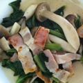 いろはほへと's cooksnap of when they made ホウレン草とベーコン、きのこのソテー.