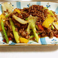 おちょくまくん's cooksnap of when they made ひき肉とアスパラとレタスのオイスター炒め.
