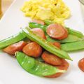 鈴ピヨ's cooksnap of when they made スナップえんどうとウインナー炒め.