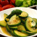 noamanma's cooksnap of when they made ルクエで簡単☆ちょっと甘いズッキーニ.
