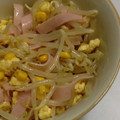 もっちもっちぃ's cooksnap of when they made もやしとひき肉の中華風玉子炒め.