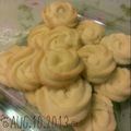 Lala♥'s cooksnap of when they made 卵白消費に♪レモンの絞り出しクッキー.
