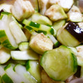 ｘｘyuzumikanｘｘ's cooksnap of when they made きゅうりとナスの柚子ごしょう浅漬け.